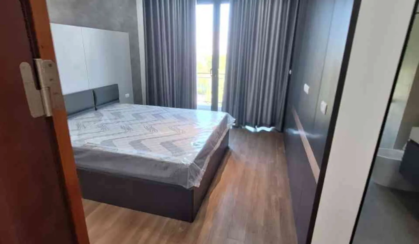 Bán văn phòng 7 tầng view vườn hoa tại phường Long Biên, Hà Nội... Bán văn phòng tại Long Biên, Hà Nội 01