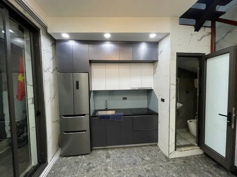 Nhà 5 tầng Dịch Vọng - Cầu Giấy, 8 phòng rộng rãi, giá hợp lý... Bán nhà riêng tại Nghĩa Đô, Hà Nội 01