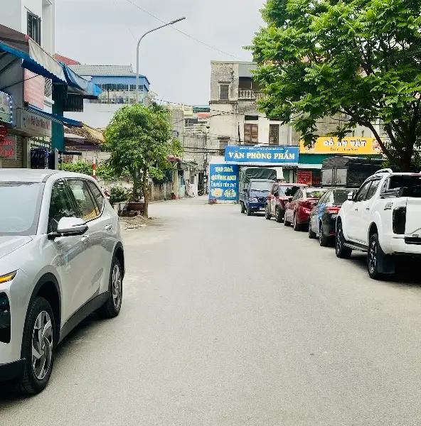 7.36tỷ, đầu cầu Vĩnh Tuy - Aeon Long Biên, 36m, 5tầng, Sân để xe thoải mái!... Bán nhà riêng tại Long Biên, Hà Nội 01