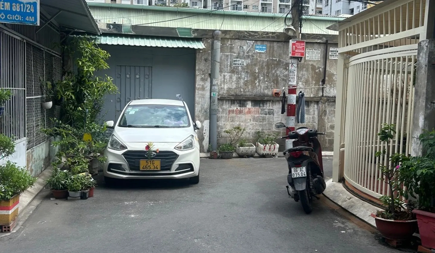 Bán nhà lô góc 2 mặt tiền diện tích 62m2 tại Âu Cơ Tân Phú... Bán nhà riêng tại Tân Phú, Hồ Chí Minh 01
