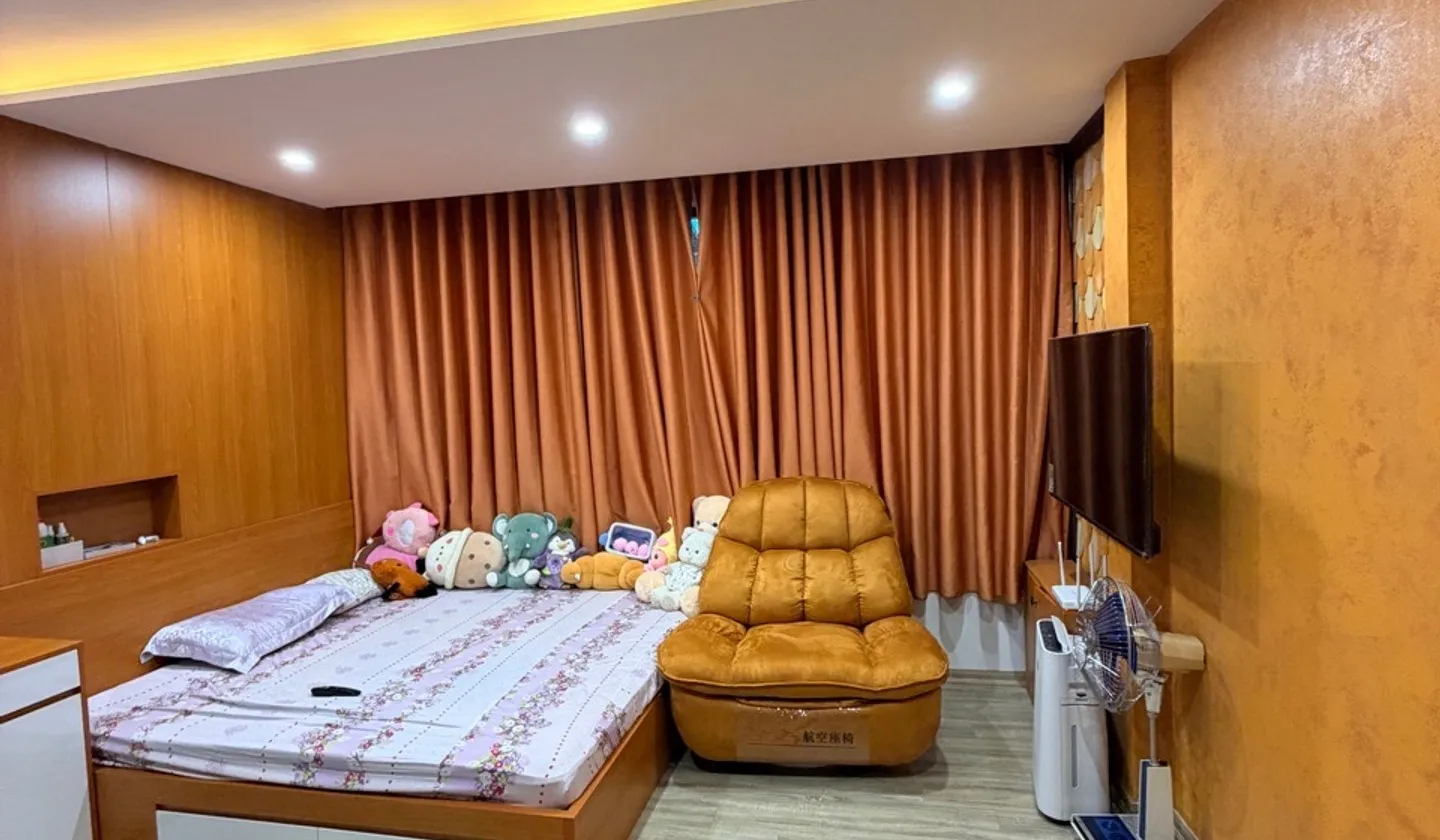Bá.n nhà 4 tầng 50m tại Gia Thụy- thiết kế hiện đại full nội thất ra oto vài bước chân chỉ 11 tỷy... Bán nhà riêng tại Bồ Đề, Hà Nội 01