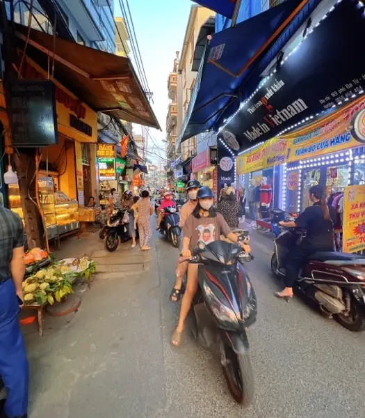 🔥 24 TỶ – NHÀ MẶT PHỐ Đại Từ, ĐƯỜNG Ô TÔ , VIEW HỒ, KINH DOANH HÁI RA TIỀN! 🔥
💎 Nhà mặt phố Đại... Bán nhà mặt phố tại Định Công, Hà Nội 01