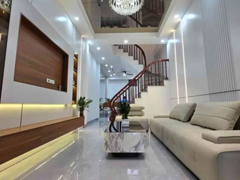 Bán nhà Bằng liệt 5 tầng 5 phòng ngủ,nhà mới, đẹp, ô tô đỗ cửa giá 9.5 tỷ... Bán nhà riêng tại Hoàng Liệt, Hà Nội 01