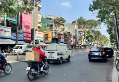 Nhà mặt phố 5 tầng lô góc kinh doanh sầm uất quận 10... Bán nhà mặt phố tại Hòa Hưng, Hồ Chí Minh 09