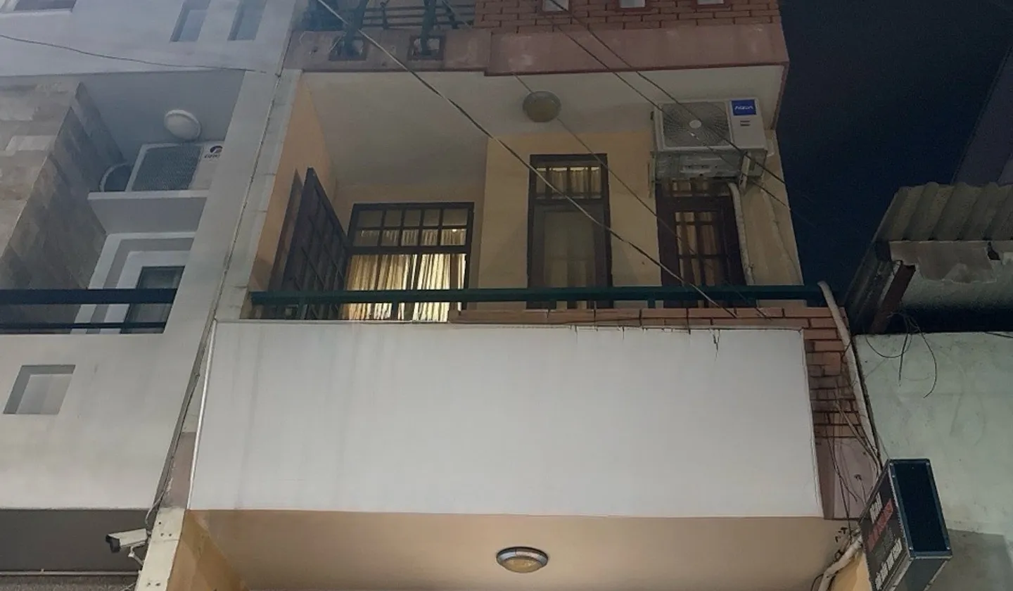 Nhà hẻm xe hơi Phan Xích Long - 4 tầng đẹp, tiện nghi... Bán nhà riêng tại Cầu Kiệu, Hồ Chí Minh 01