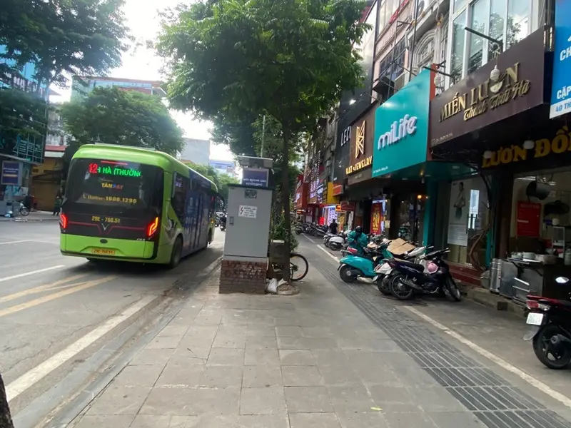 Nhà mặt phố Thái Hà sầm uất, 7 tầng thang máy, tiện kinh doanh và ở ngay... Bán nhà mặt phố tại Đống Đa, Hà Nội 01