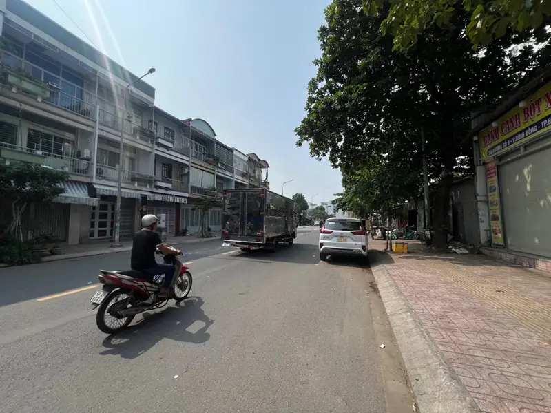 🔥 NHÀ MẶT TIỀN KINH DOANH 4 TẦNG– ĐƯỜNG 12M – VỈA HÈ 4M – QUẬN 8 , ĐỐI DIỆN CHUNG CƯ PEGASUITE... Bán nhà mặt phố tại Bình Đông, Hồ Chí Minh 01
