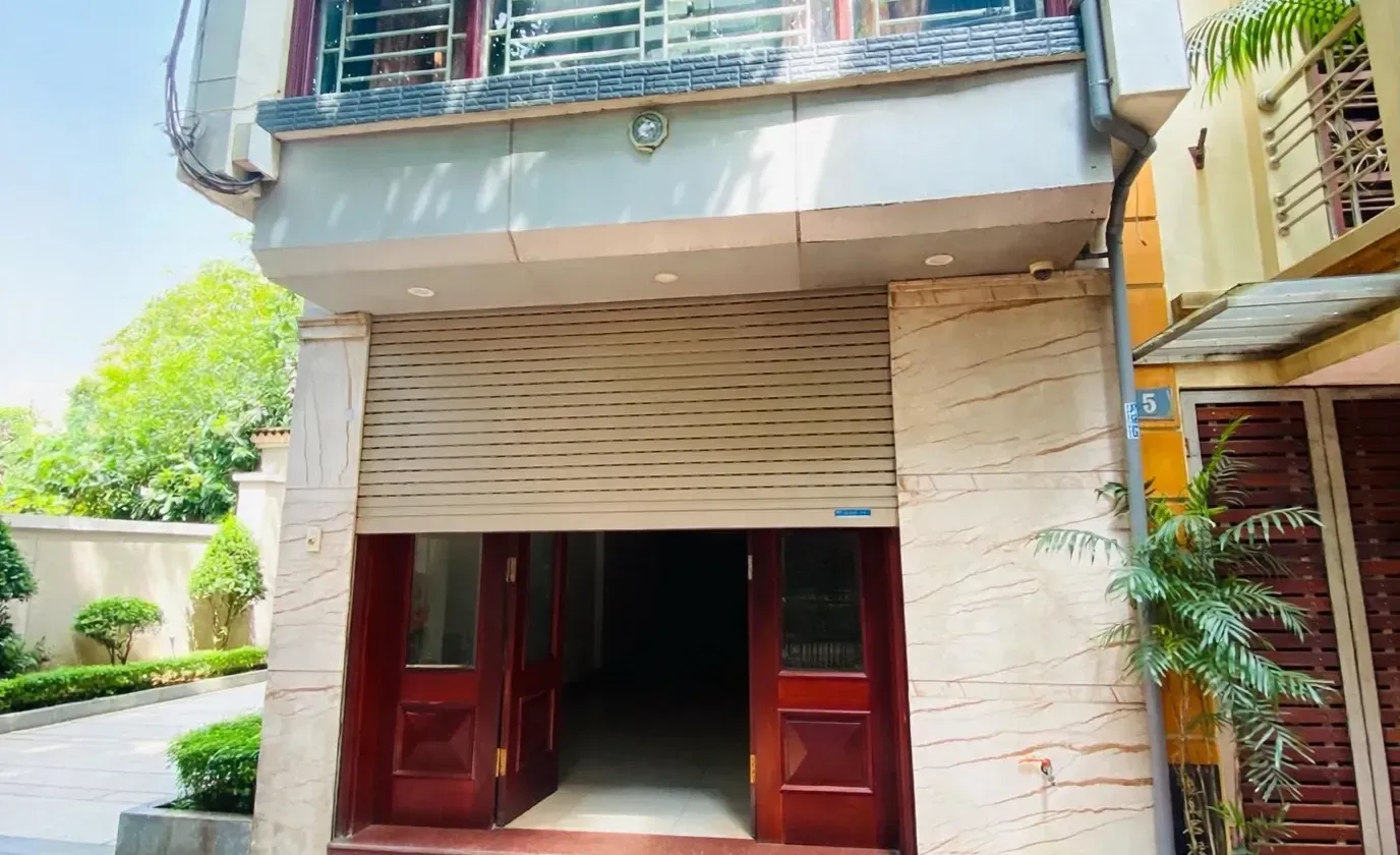 Nhà Mặt Ngõ Đẹp Phường Việt Hưng - Cơ Hội Vàng Cho Nhà Đầu Tư Và An Cư... Bán nhà riêng tại Việt Hưng, Hà Nội 01