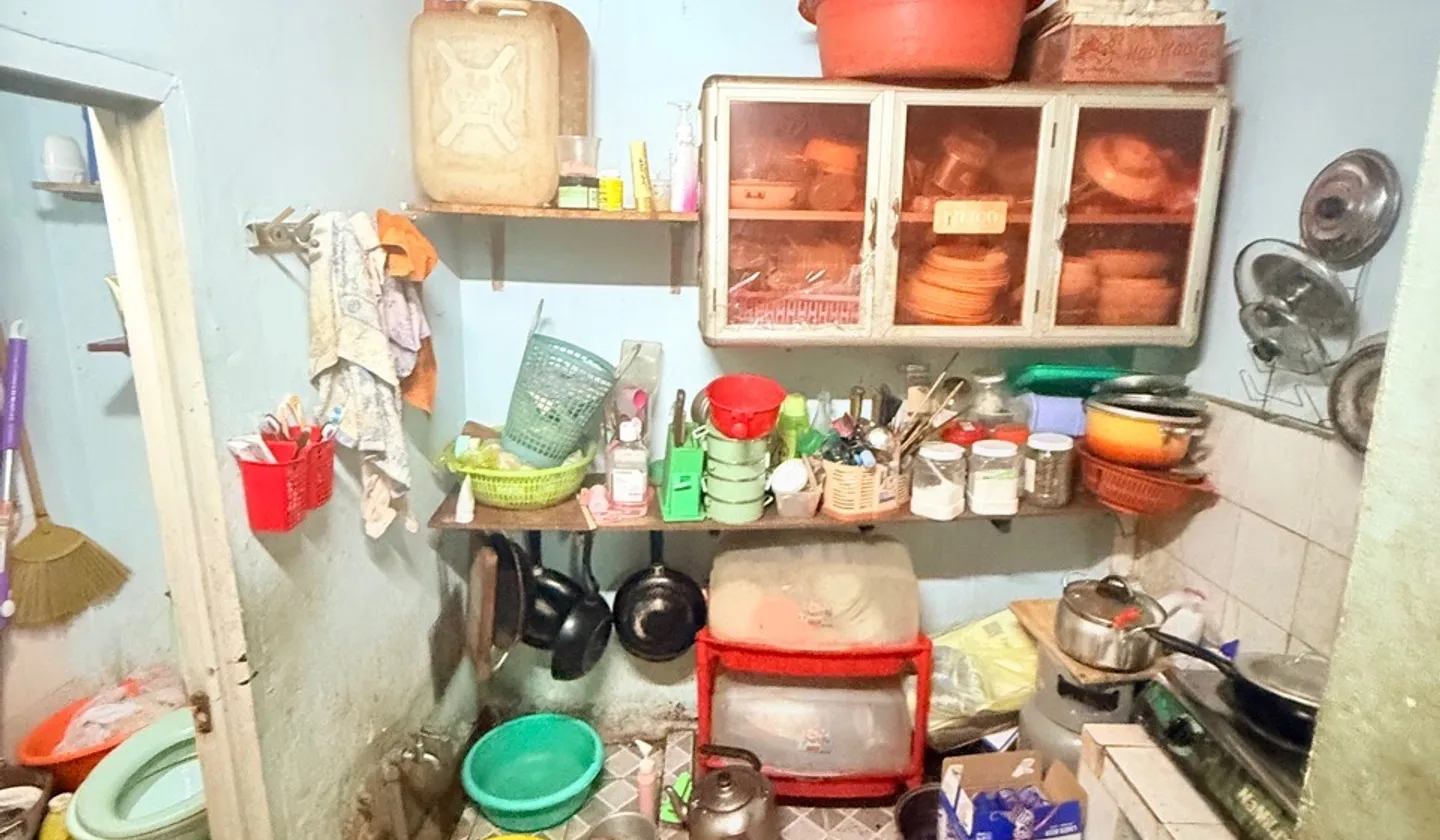 Nhà nhỏ xinh, vị trí vàng, giá siêu hời!... Bán nhà riêng tại Hòa Hưng, Hồ Chí Minh 01