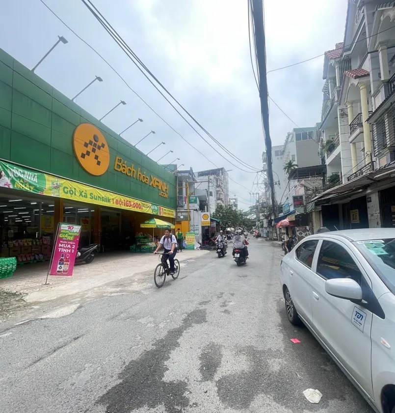 Bán nhà 4 tầng 5 phòng ngủ, Hẻm 8M, Quang Trung, Gần Emart... Bán nhà riêng tại An Hội Tây, Hồ Chí Minh 01