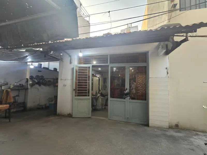 Gần cầu Nguyễn Khoái - Hẻm ô tô - 108m2 - Nhỉnh 12 tỷ - Ngang 8.6 - Sổ đẹp vuông... Bán nhà riêng tại Vĩnh Hội, Hồ Chí Minh 01