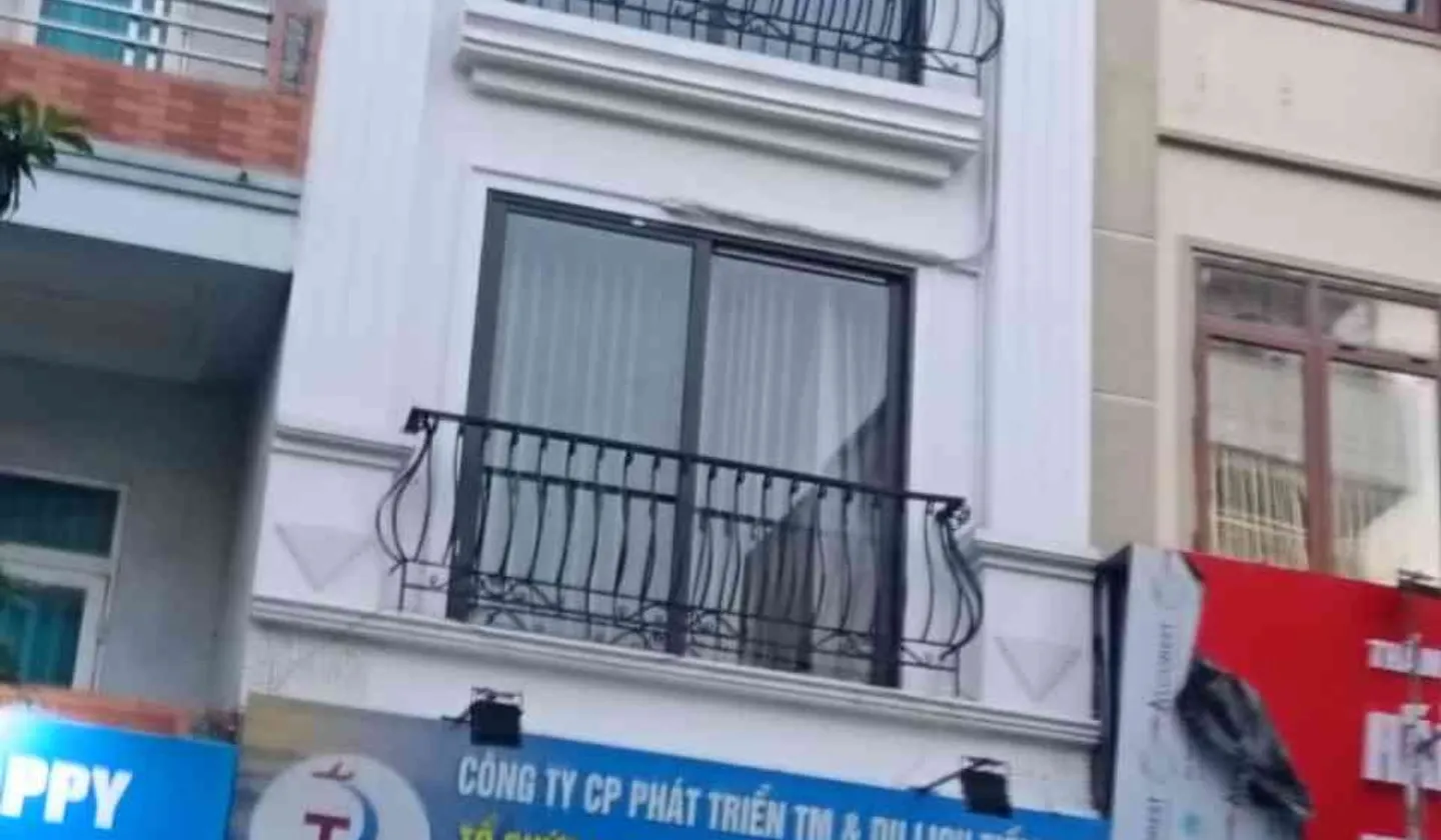 Nhà mặt phố kinh doanh sầm uất gần Mậu Lương, thang máy tiện nghi... Bán nhà mặt phố tại Kiến Hưng, Hà Nội 01