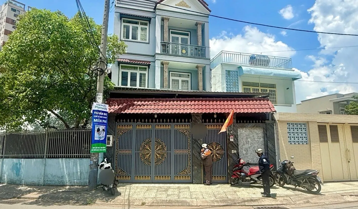 Nhà Mặt Phố Kinh Doanh Tiện Lợi Tại Quận Thủ Đức... Bán nhà mặt phố tại Tam Bình, Hồ Chí Minh 01