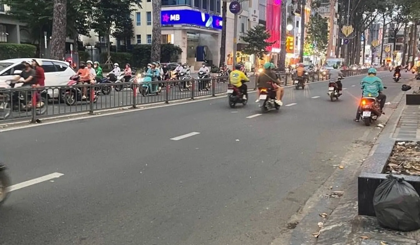 Cơ hội hiếm có sở hữu nhà riêng 4 tầng với 3 phòng ngủ tại trung tâm Quận 10... Bán nhà riêng tại Vườn Lài, Hồ Chí Minh 01