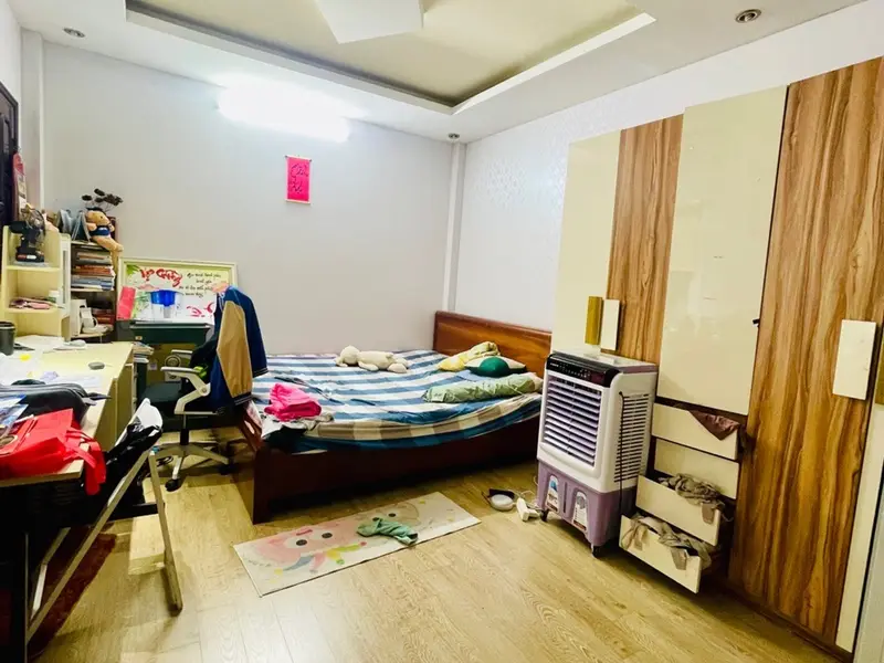 Bán nhà riêng 5 tầng phường Thanh Liệt, Hà Nội, căn góc ngõ rộng tiện di chuyển... Bán nhà riêng tại Thanh Liệt, Hà Nội 01