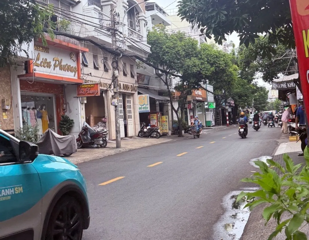 Bán nhà mặt phố 5 tầng diện tích 66.5m² tại khu vực Bàu Cát, giá tốt... Bán nhà mặt phố tại Tân Bình, Hồ Chí Minh 01