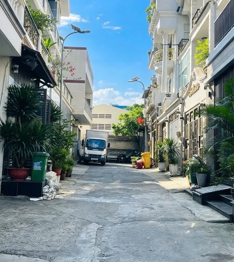 NHÀ BÌNH TÂN - HẺM XE HƠI - GIÁP TÂN PHÚ - NGAY CUỐI TÂN KỲ TÂN QUÝ - NGAY CHỢ LIÊN KHU 5-6... Bán nhà riêng tại Bình Tân, Hồ Chí Minh 01