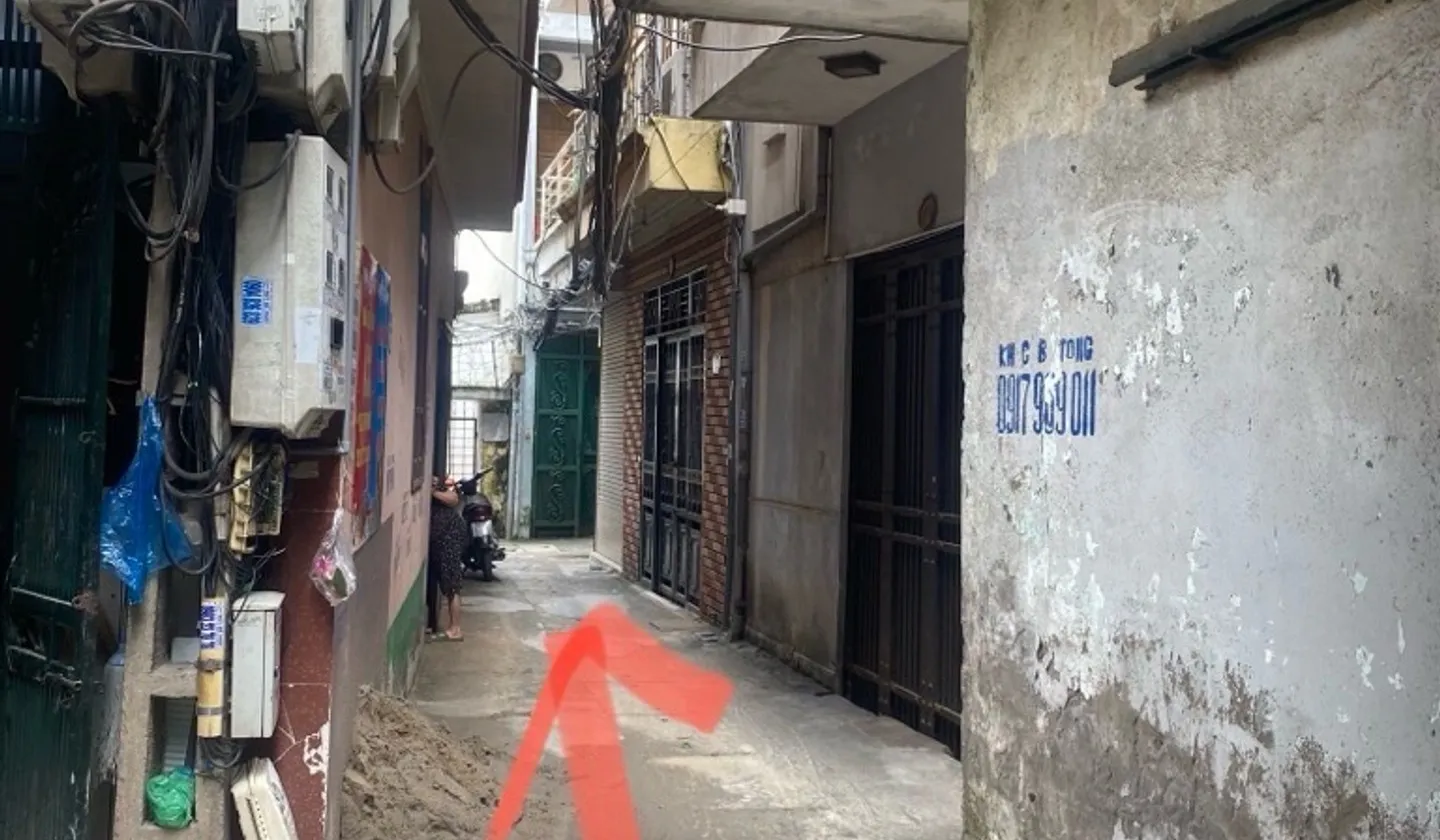 Nhà cho vk ck trẻ hoặc sinh viên học đại học, ngõ rộng tại Vĩnh Tuy/ gần đh kinh công /giá hợp lý/... Bán nhà riêng tại Vĩnh Tuy, Hà Nội 01