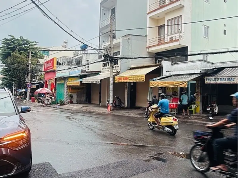 - Mô tả : Đường 12m có lề 2m,nằm ngay đoạn giao nhau giữa Phú Thọ Hòa - Đỗ Đức Dục,thuận tiện... Bán nhà mặt phố tại Phú Thọ Hòa, Hồ Chí Minh 01