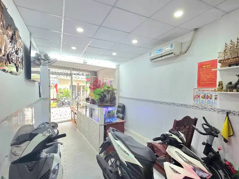 Nhà mặt tiền sầm uất trung tâm Quận 3, cơ hội đầu tư hiếm có... Bán nhà mặt phố tại Nhiêu Lộc, Hồ Chí Minh 01