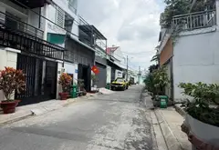BÁN NHÀ HÓC MÔN- ĐƯỜNG NHỰA XE HƠI TRÁNH NHAU – SHR - TIỆN ÍCH TRUNG TÂM HÓC MÔN... Bán nhà riêng tại Hóc Môn, Hồ Chí Minh 02