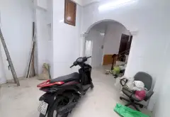 Nhà 4 tầng ô tô đỗ cửa, ngay sát mặt phố Khương Đình.... Bán nhà riêng tại Khương Đình, Hà Nội 02