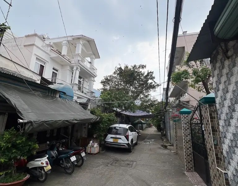 Bán nhà riêng hẻm xe hơi quận trung tâm, diện tích 127 m2, mặt tiền gần 6 m... Bán nhà riêng tại Phú Định, Hồ Chí Minh 01