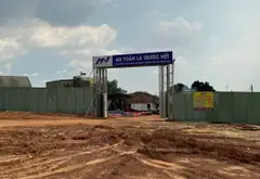 Nhà góc 9 phòng cho thuê, tiết kiệm chi phí định cư... Bán nhà mặt phố tại Thuận An, Hồ Chí Minh 02