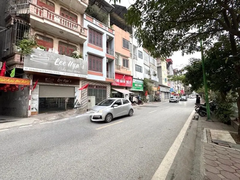 Bán nhà mặt phố Phường Phương Liệt, Hà Nội, 5 tầng, mặt tiền 4.7m, vỉa hè rộng... Bán nhà mặt phố tại Phương Liệt, Hà Nội 01