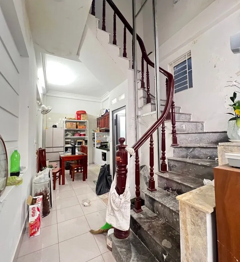 HIẾM nhà KIM GIANG 40m- 4 TẦNG 4 NGỦ - THÔNG - KINH DOANH - GẦN Ô TÔ TRÁNH cực đẹp vị trí đỉnh... Bán nhà riêng tại Thanh Liệt, Hà Nội 01