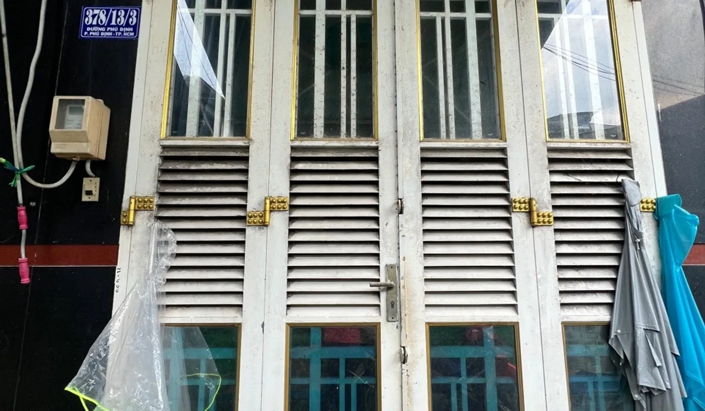 Cơ hội sở hữu nhà mới xây chuẩn khu phân lô Phú Định giá siêu hợp lý... Bán nhà riêng tại Phú Định, Hồ Chí Minh 01