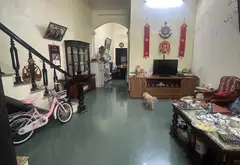 Nhà 3 tầng gần cầu Long Biên, tận hưởng không gian sống xanh và tiện nghi... Bán nhà riêng tại Bồ Đề, Hà Nội 01
