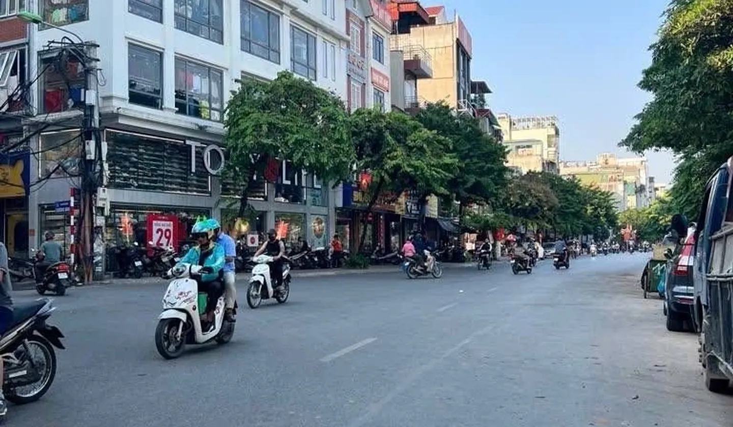 Nhà Mặt Phố Khương Đình – Kinh Doanh Sầm Uất, Vỉa Hè Rộng thênh thang.... Bán nhà mặt phố tại Khương Đình, Hà Nội 01