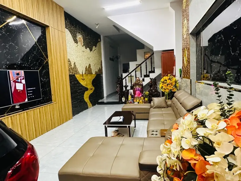 Nhà phố 3 tầng 4PN hướng Nam giá 6,9 tỷ tại quận trung tâm... Bán nhà mặt phố tại Thới An, Hồ Chí Minh 01