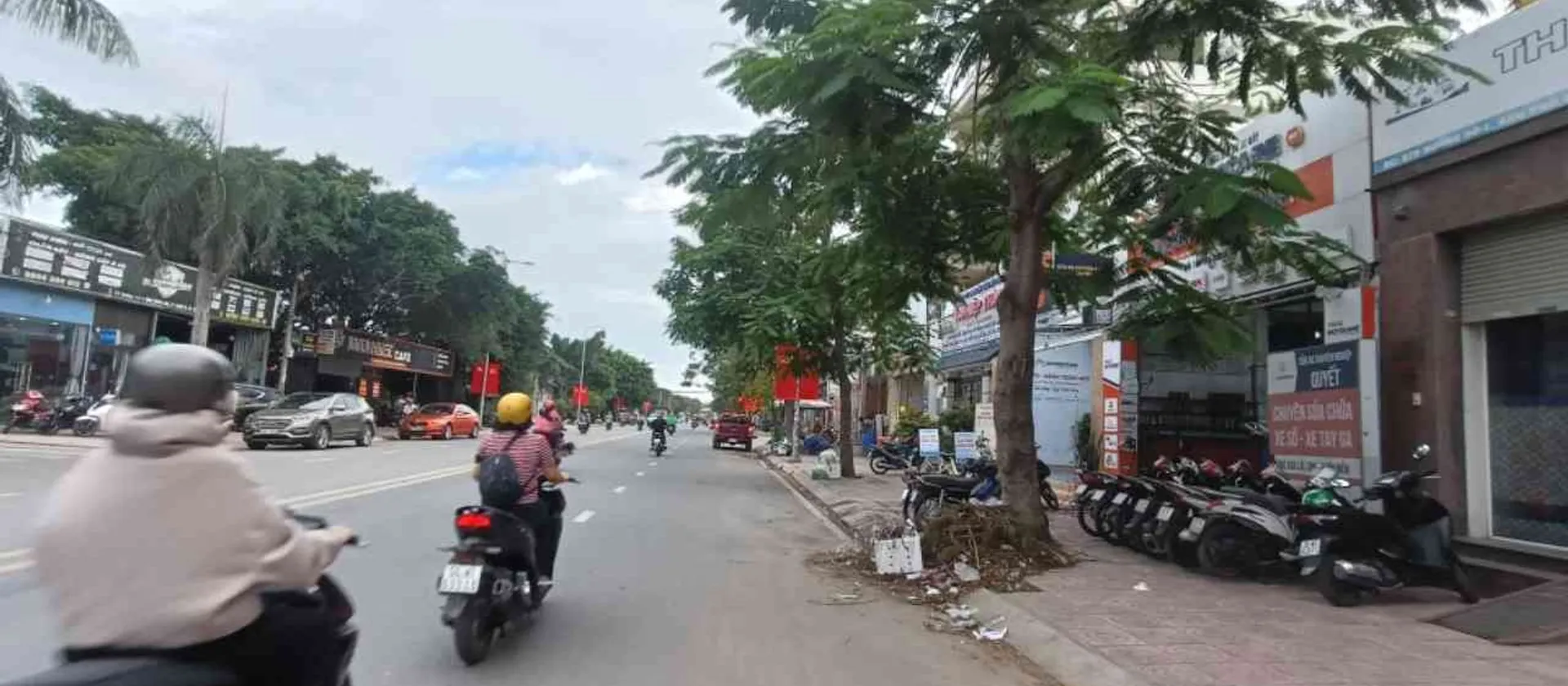Bán nhà mặt phố vị trí đắc địa tại Bình Thạnh, Hồ Chí Minh, mặt tiền 6m, phù hợp kinh doanh... Bán nhà mặt phố tại Bình Tân, Hồ Chí Minh 01
