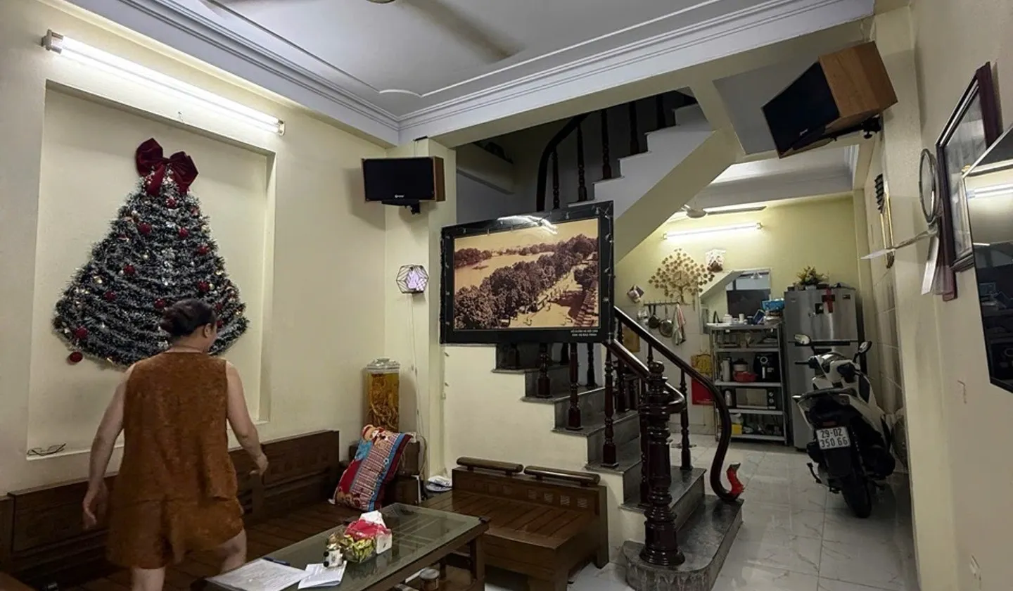 Hàng xóm Timecity 32 4tầng, oto đỗ cổng... Bán nhà riêng tại Vĩnh Tuy, Hà Nội 01