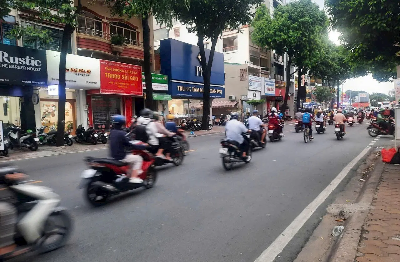 MẶT TIỀN ÔNG ÍCH KHIÊM QUẬN 11, 4X13M, 3 TẦNG- MẶT TIỀN KINH DOANH THƯƠNG HIỆU TRUNG TÂM QUẬN 11... Bán nhà mặt phố tại Bình Thới, Hồ Chí Minh 01