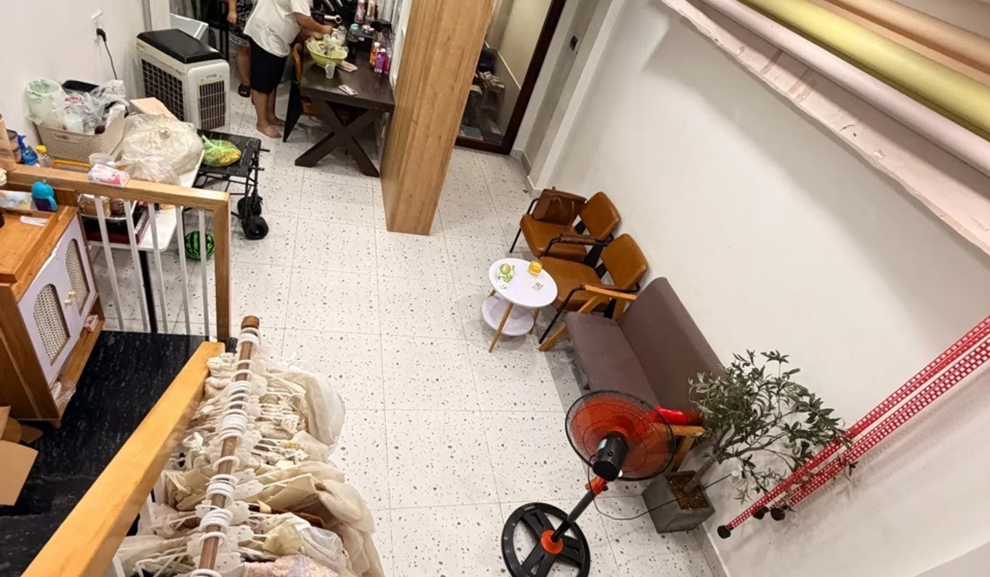 Nhà 2 tầng 5 phòng ngủ gần Aeon Tân Phú, phường Tân Phú... Bán nhà mặt phố tại Tân Phú, Hồ Chí Minh 01