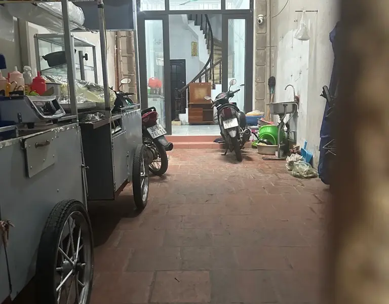 Nhà 3 tầng 5 phòng ngủ tại Phường Thanh Xuân, Hà Nội, diện tích 60m2, giá 13.5 tỷ... Bán owner_side tại Thanh Xuân, Hà Nội 01