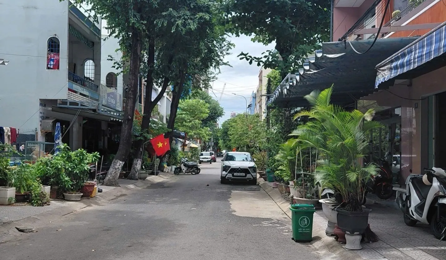 Cơ hội vàng sở hữu nhà mặt phố Nguyễn Văn Siêu, trung tâm Sơn Trà, Đà Nẵng. Giá: 10 tỷ. Diện tích r... Bán nhà mặt phố tại An Hải, Đà Nẵng 01