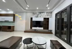 Bán nhà Quang Tiến, 45m2, 5PN, nhà đẹp full nội thất, lô góc vào ở ngay, giá 10.68 tỷ... Bán nhà riêng tại Đại Mỗ, Hà Nội 02