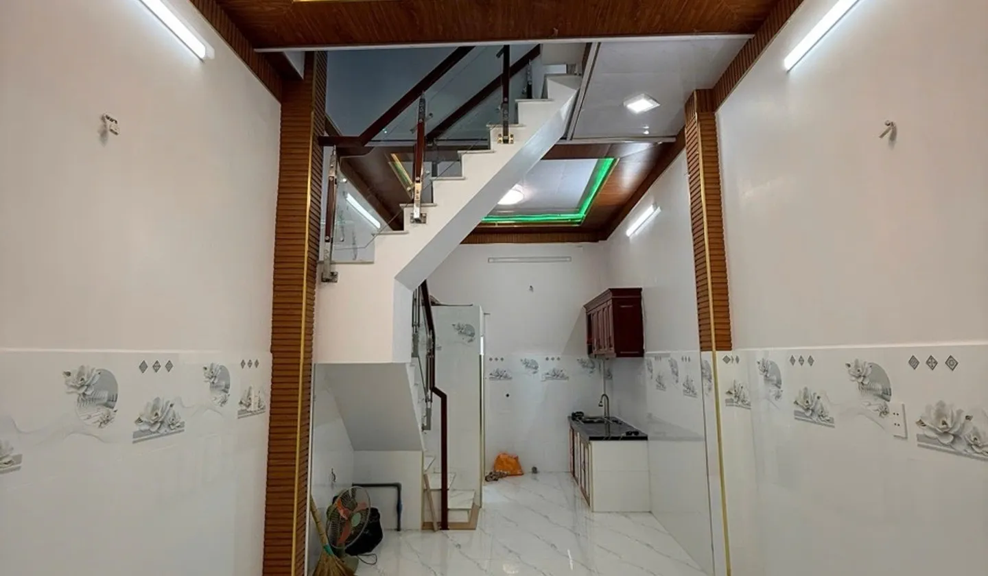 Nhà nhỏ xinh, giá hời tại Bình Trị Đông... Bán nhà riêng tại Bình Trị Đông, Hồ Chí Minh 01