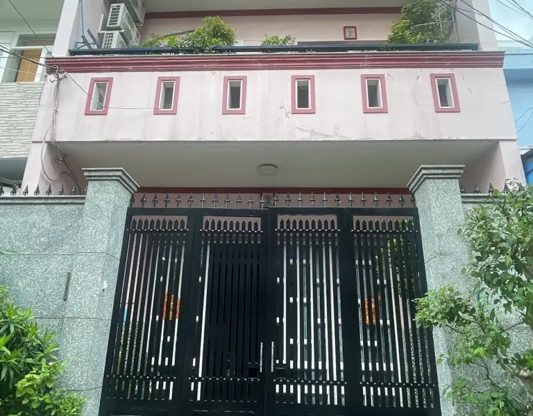 Cơ hội sở hữu nhà 4 tầng rộng rãi tại Bình Tân giá tốt... Bán nhà riêng tại Bình Hưng Hòa, Hồ Chí Minh 01