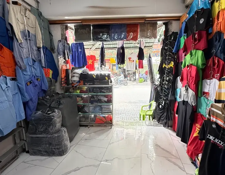 Nhà mặt phố đắt giá trung tâm Quận 10, hai mặt đường, kinh doanh đỉnh... Bán nhà mặt phố tại Hòa Hưng, Hồ Chí Minh 01