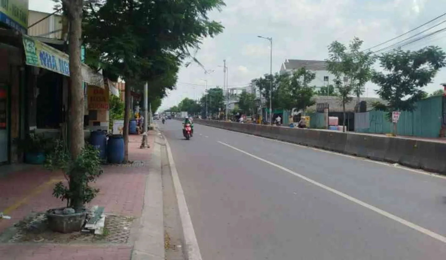 Bán nhà mặt phố tại Tân Nhựt Bình Chánh, mặt tiền rộng 22m, tổng diện tích 436.8 m2... Bán nhà mặt phố tại Tân Nhựt, Hồ Chí Minh 01