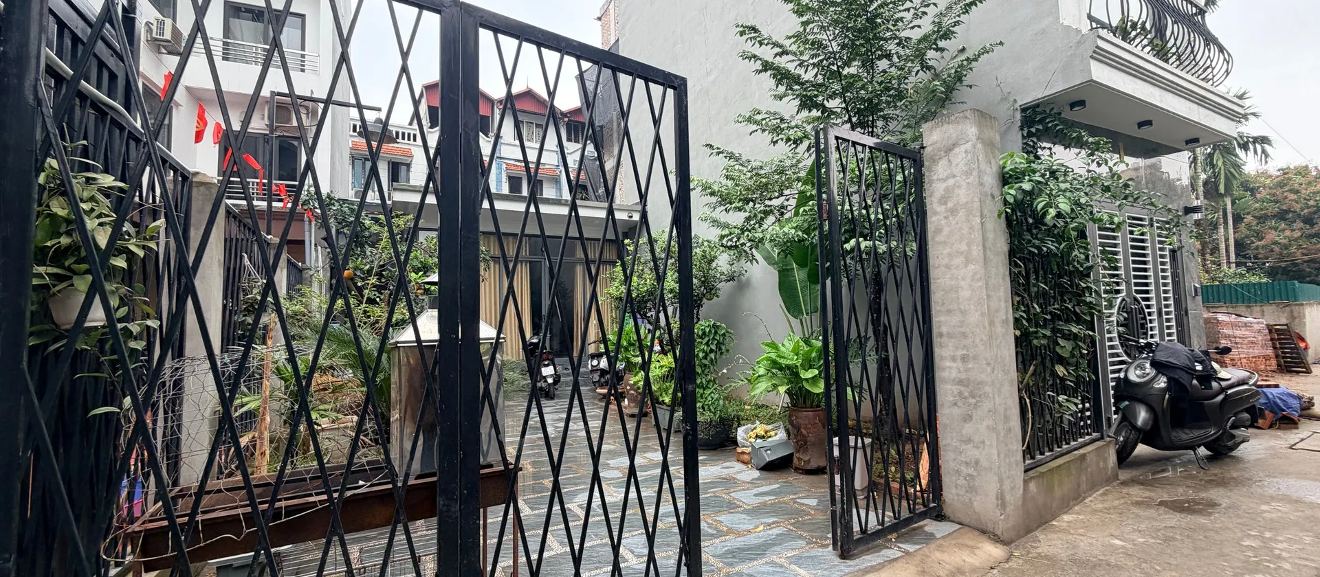 Bán nhà riêng một tầng tại Việt Hưng, diện tích 160m², giá 12,9 tỷ đồng... Bán nhà riêng tại Việt Hưng, Hà Nội 01