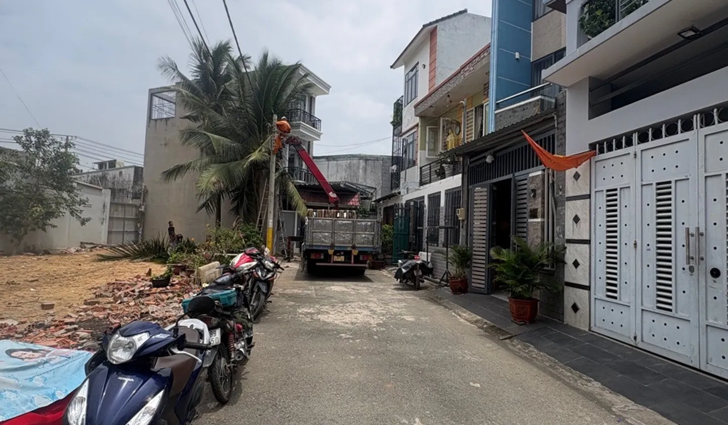 Bán đất thổ cư 50m2 Mặt tiền 4.7m tại Gò Cát | Long Trường, quận 9, giá 3,3 tỷ... Bán đất tại Long Trường, Hồ Chí Minh 01