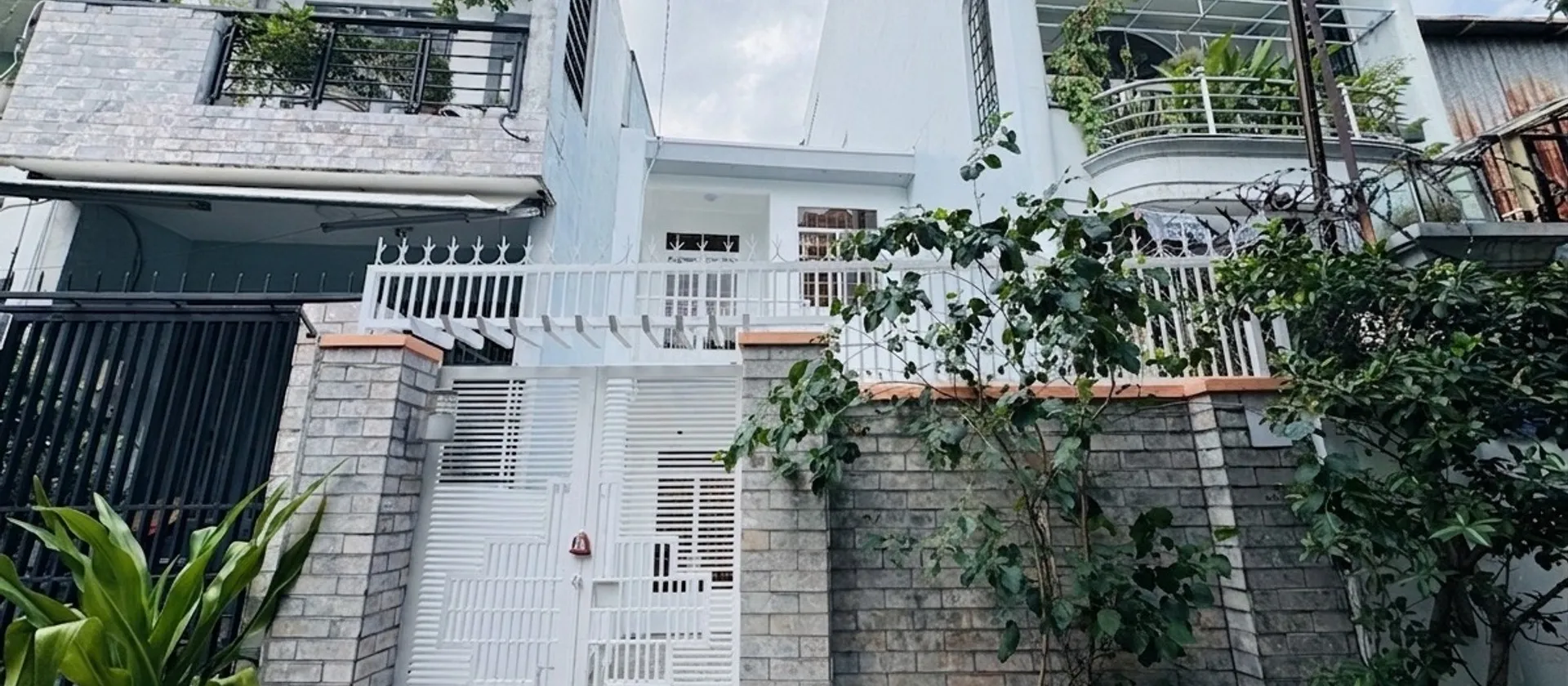 HÀNG HIẾM - BÌNH THẠNH, PHÚ NHUẬN 1" - 76M2 (4x19) - 2 TẦNG, 3 PHÒNG, 2 WC - HẺM 3 GÁC - CÓ SÂN VƯ... Bán nhà riêng tại Hạnh Thông, Hồ Chí Minh 01