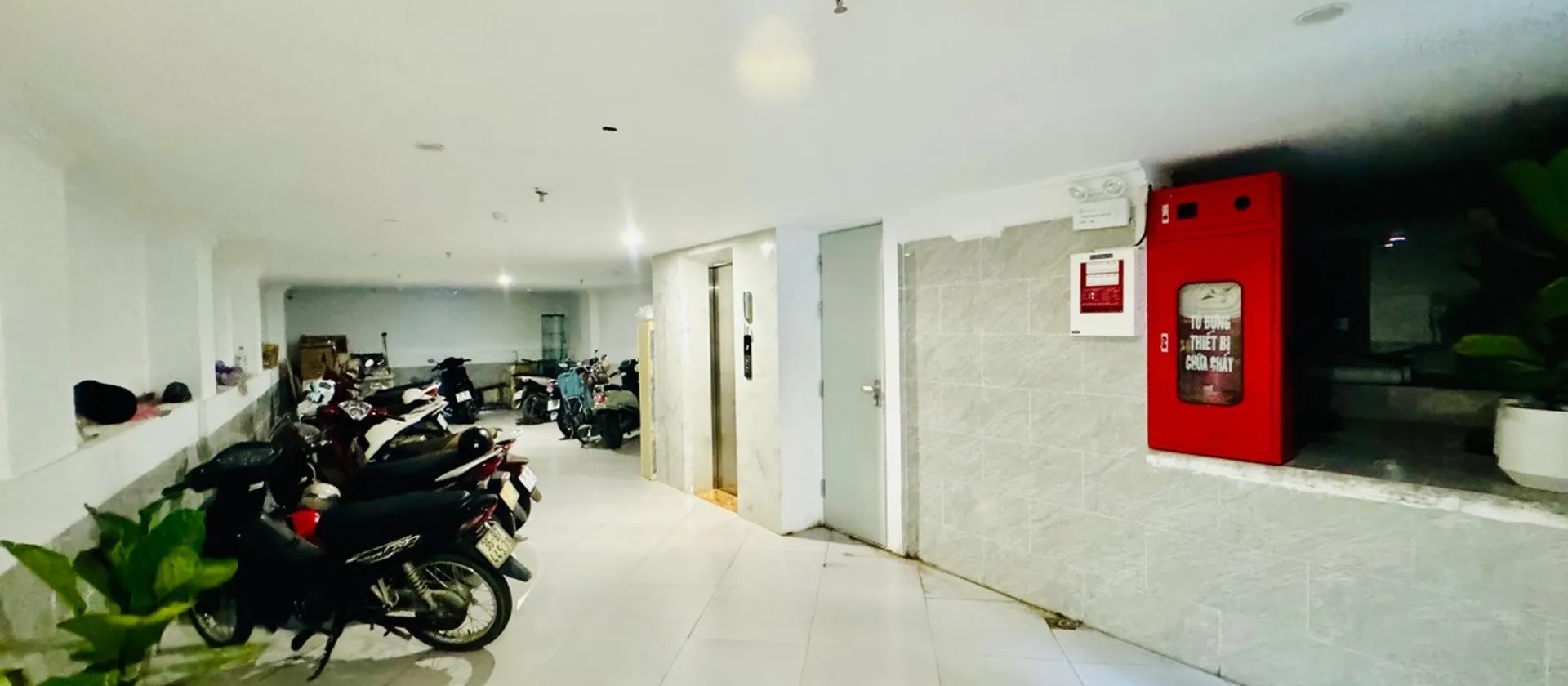 TÒA CĂN HỘ DỊCH VỤ PHAN KẾ BÍNH – DÒNG TIỀN 180 TRIỆU/THÁNG – 9 TẦNG CÓ HẦM -... Bán nhà riêng tại Ngọc Hà, Hà Nội 01