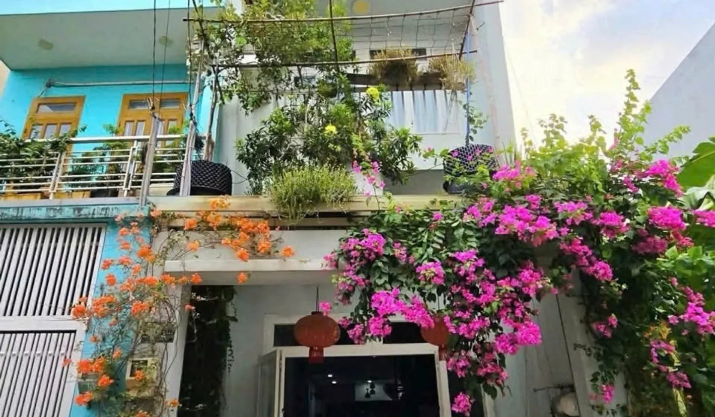HẠ GIÁ CÒN 5,7 TỶ – NHÀ 3 TẦNG LÒ LU, QUẬN 9 CŨ.
LH 0908150027... Bán nhà riêng tại Long Phước, Hồ Chí Minh 01